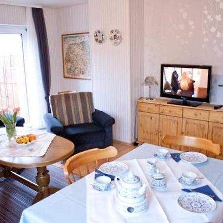 Ferienhaus Deichblick Apartamento Dornum Exterior foto